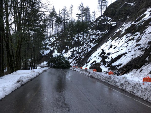 caption: <p>The Cascade Locks Interstate 84&nbsp;off-ramp is closed due to a landslide. </p>