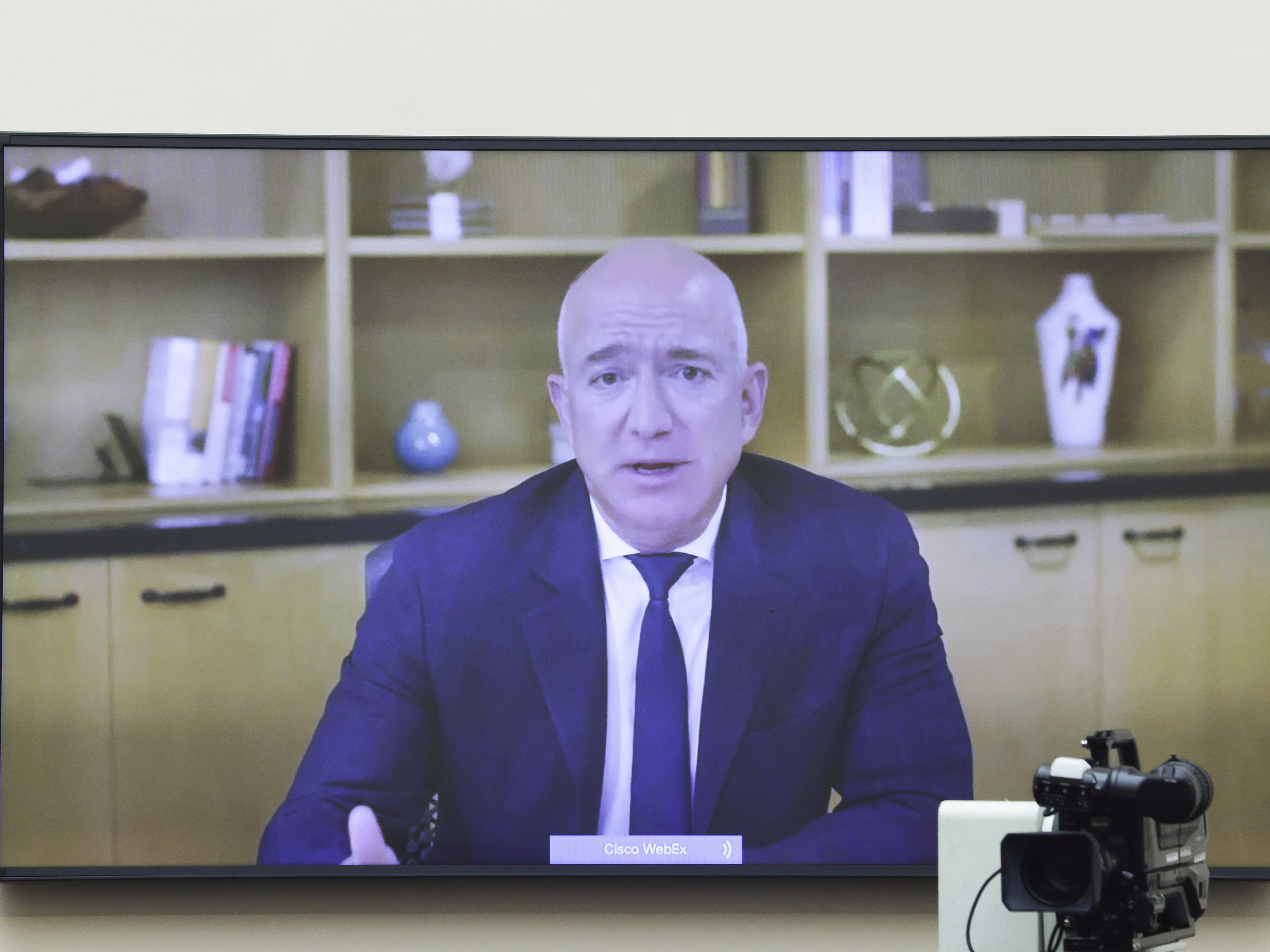 jeff bezos and the age of amazon jeff bezos and the age of amazon