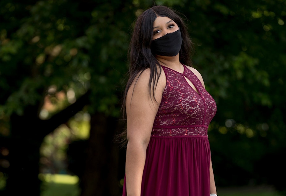 caption: Aaliyah Dade, 18, Wakefield High School in Arlington, Va.