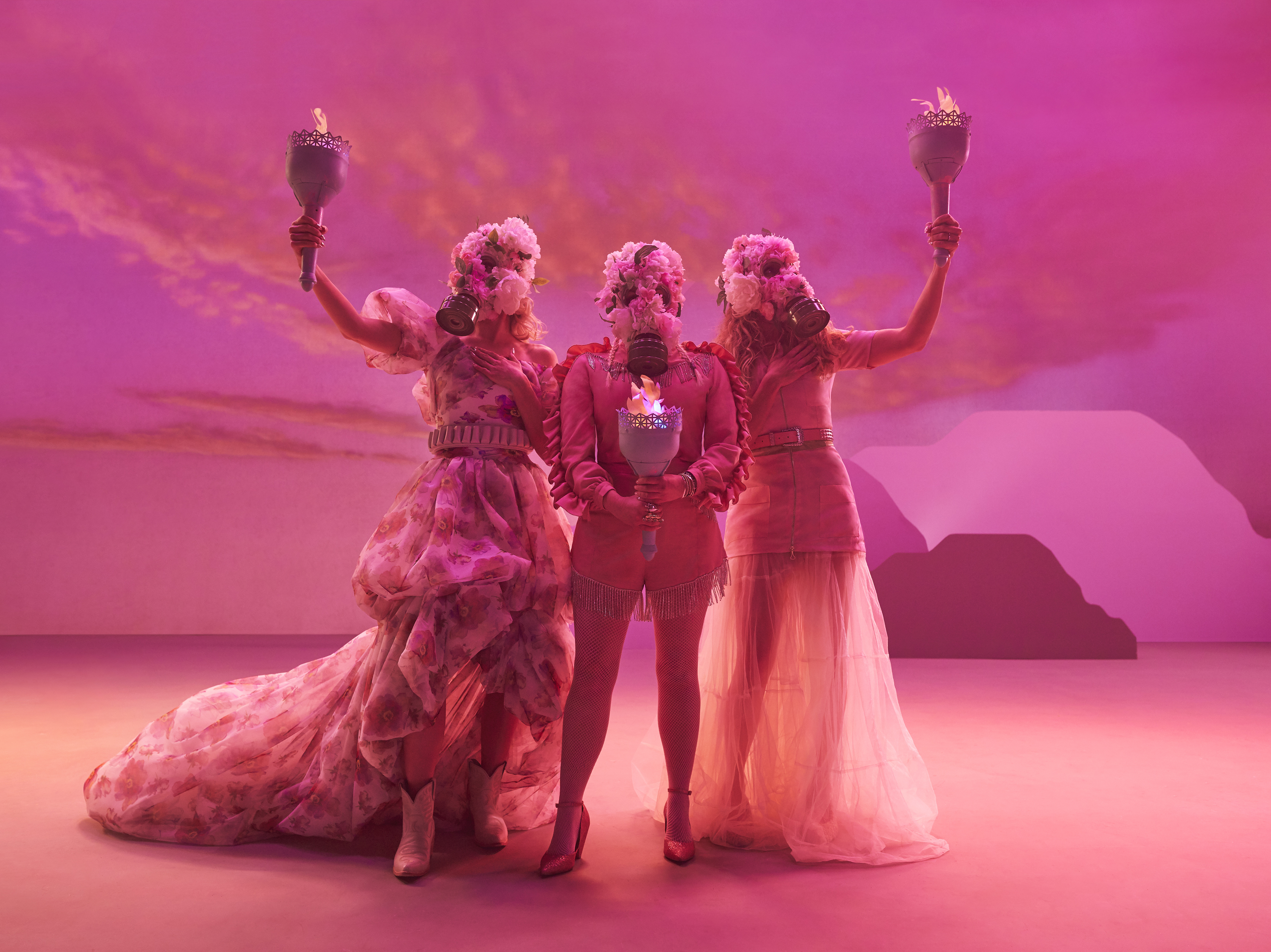 caption: Yes, Dixie Chicks, this is the energy we need in 2020.